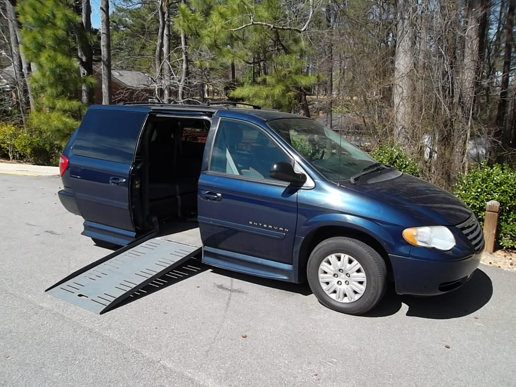 Van Pictures 003 Stalls Medical / Adaptive Vans, Inc.